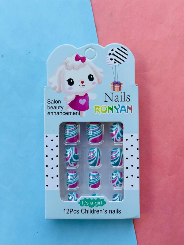 Ripple Ribbon Nails