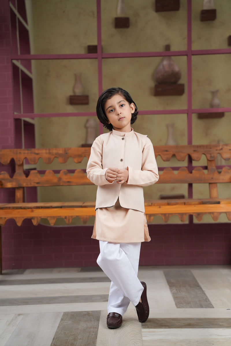 Imperial Embossed Self Kurta With Waistcoat (2pcs)