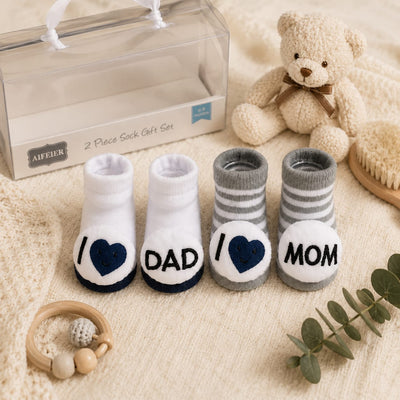 Mom & Dad Love Socks (0-9 Months)